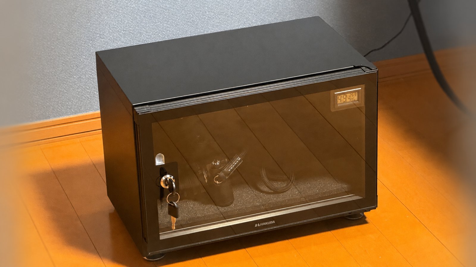ハクバの20L防湿庫 KED-P20E