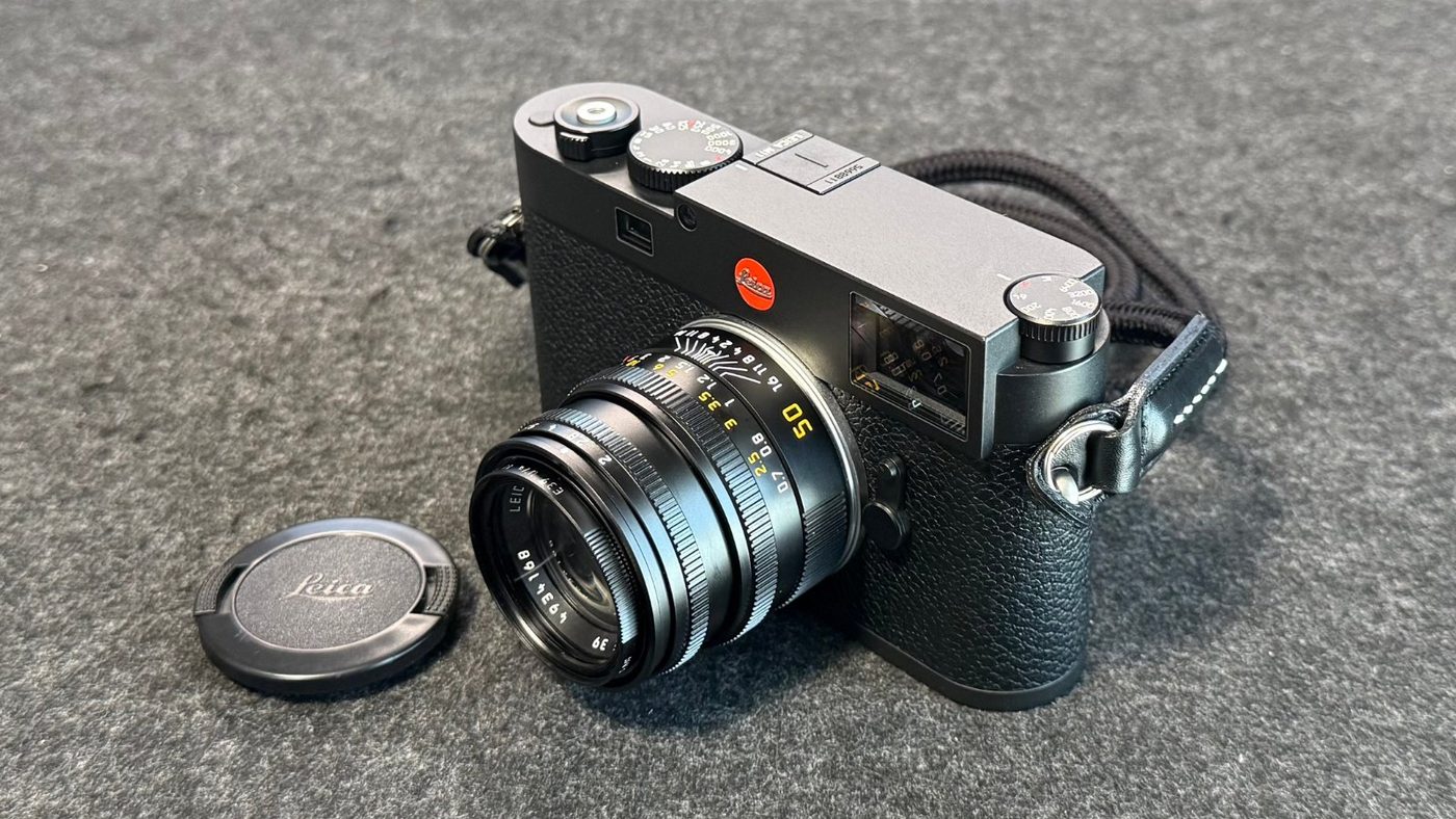 Leica M11に装着したSUMMICRON-M 50mm F2